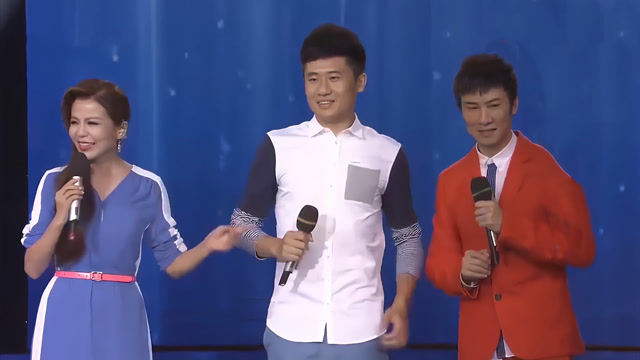 江涛带儿子上节目,一上台就管朱迅加阿姨,朱迅忙制止:要叫姐姐