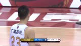 朱俊龙断球反击冲刺！双手怒扣2+1仰天长啸