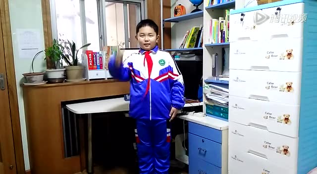 濮阳市油田四小孟纬恒诗歌朗诵:南乡子