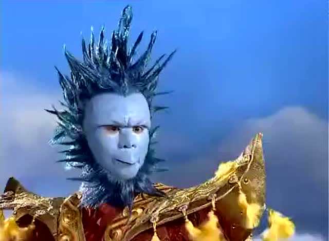 玉帝王母的师弟阴蚀王造反,打败众仙家后,又将王母打得法力尽失