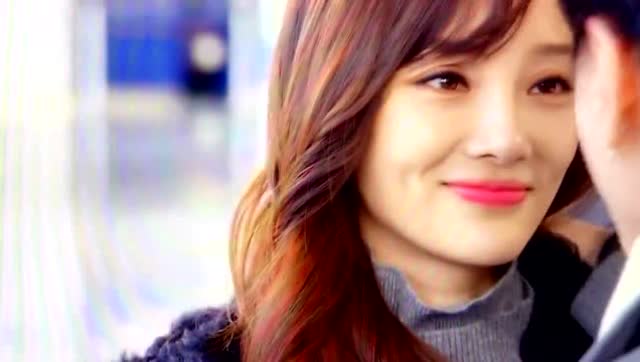 守护丽人林佳一跟赵璇冰释前嫌母女分别之际送二十年成长相册