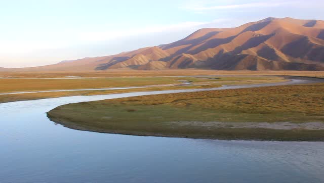 独库公路 . 库车河(2)