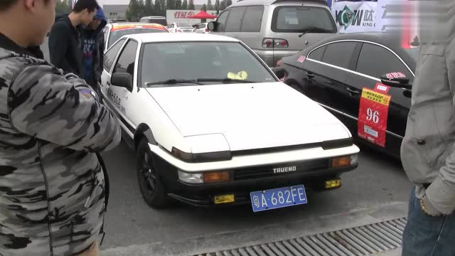 中国大陆惊现有牌照的ae86