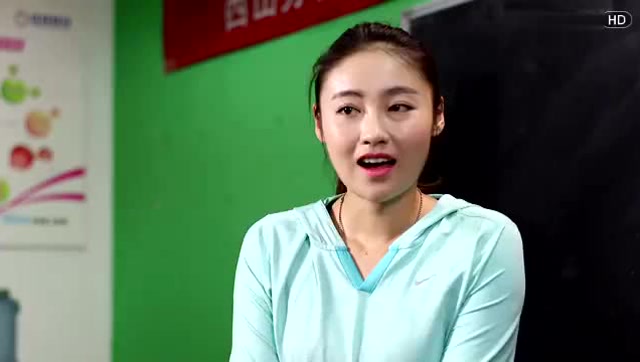 《陈翔六点半》演员"腿腿"去世,新浪微博上的悼唁视频