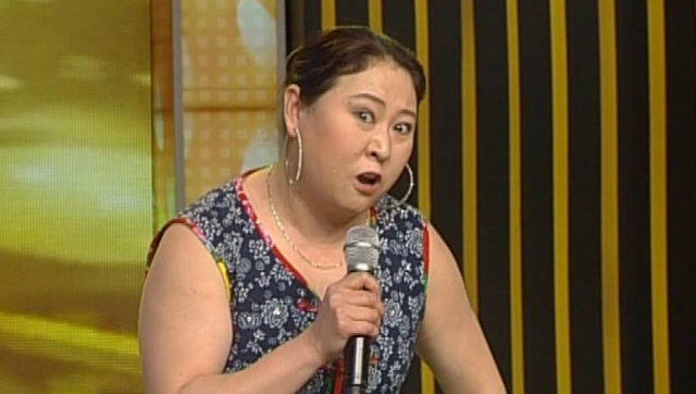 东北沙漠风暴上演包装小品,二人转演员搞笑一绝!