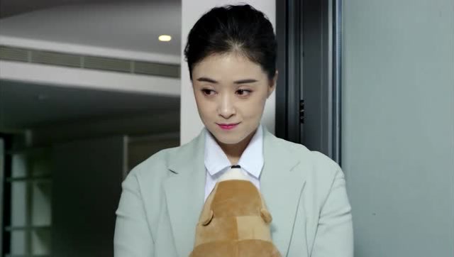 《继承人》 汤静嫉妒汤宁比自己优秀