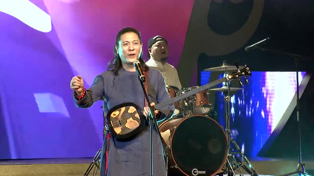 岩石乐队《大饼卷一切》