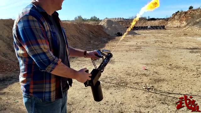 xm42-m火焰喷射器,使用简单,火力强盛