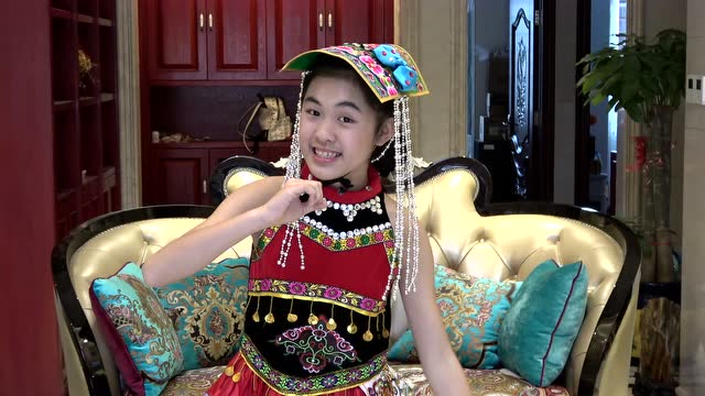 广西小铜鼓《彝山彝水等你来》韦彦辰2017年