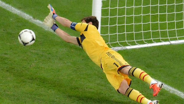 欧冠轰40米世界波!多角度体会射门瞬间!