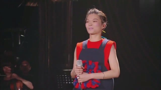 我是歌手:创作型才女苏运莹演唱《知足》实力深厚