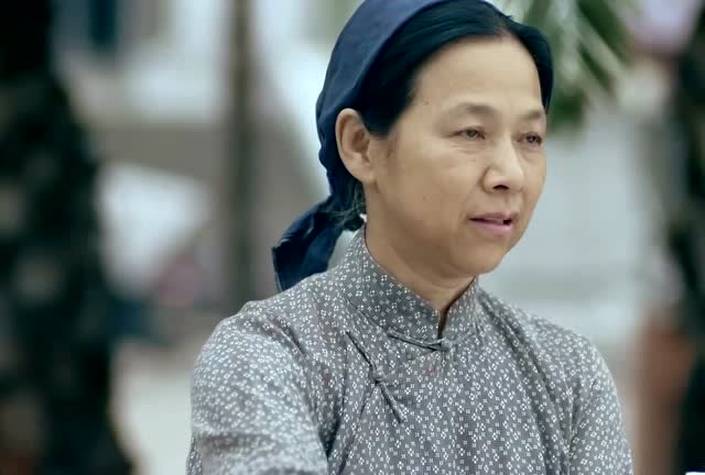 一代枭雄:何辅堂刚接到电话李兰群就问设计图的事情