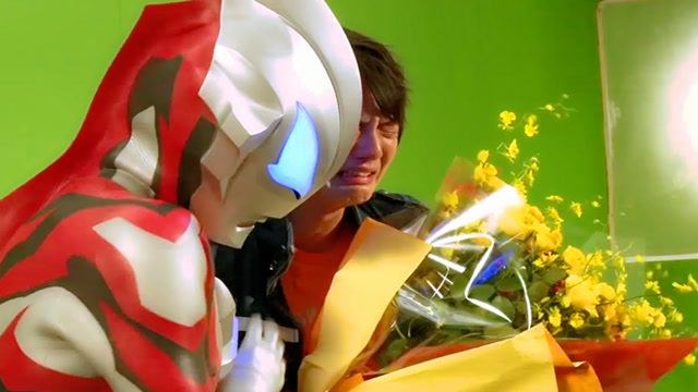 捷德奥特曼:捷德剧场版幕后拍摄花絮,我目心中的英雄竟然哭了!