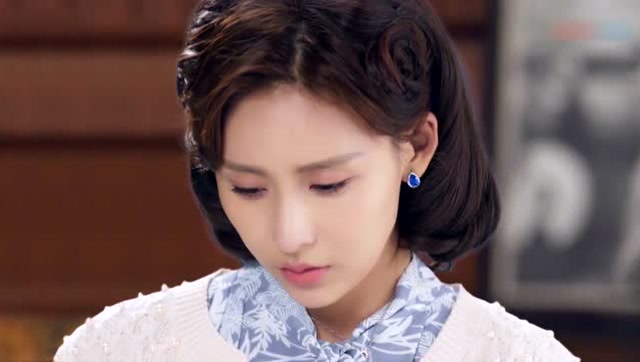 《传奇大亨》梅燕透露顾延枚昔日恋情,胡碧玉忧心忡忡生怕感情变质!