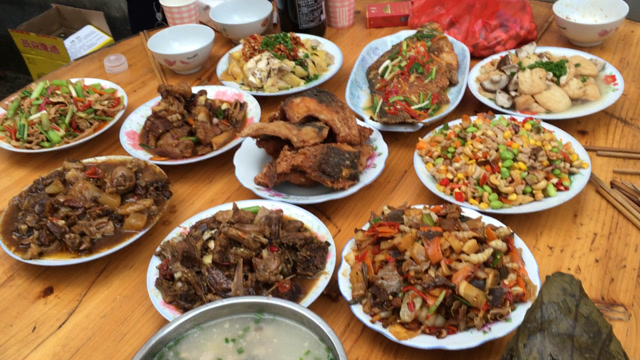 江西农村办结婚酒席,包桌吃这些菜600多,看着真不错啊