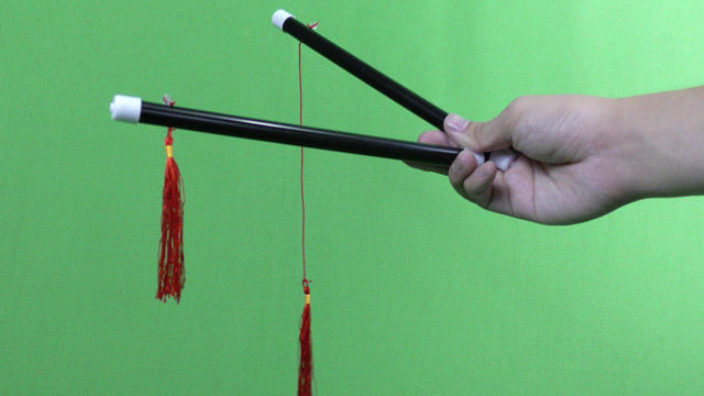 魔术教学:鸳鸯棒戏法,困惑多年终于揭秘