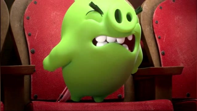 愤怒的小鸟之猪猪传:绿皮猪刚找到最佳位置,表演却已经结束了