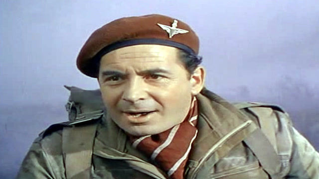 二战经典红色贝雷帽美英联合作战袭击德军雷达站的真实故事