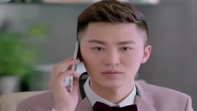 《因为遇见你》云恺为果果给云哲打电话,不料云凯花式护妻又来了