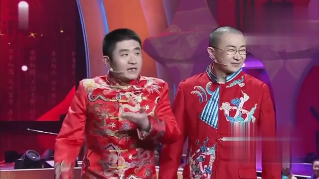 《满腹经纶》龙王三太子正在吃饭,哪吒下来洗澡,夜叉上去弄死他