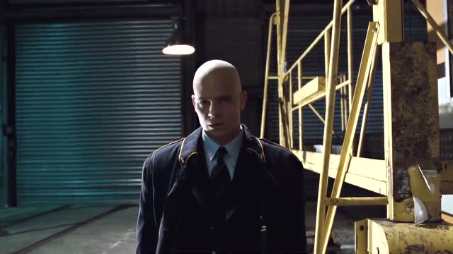 杀手代号47光头杀手组织巅峰对决头上的二维码帅我一脸