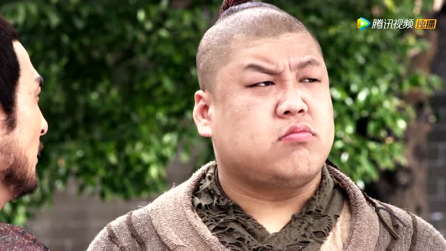 隋唐演义:罗士信见到徕乎尔就要上去揍人家,这可把单雄信吓完了