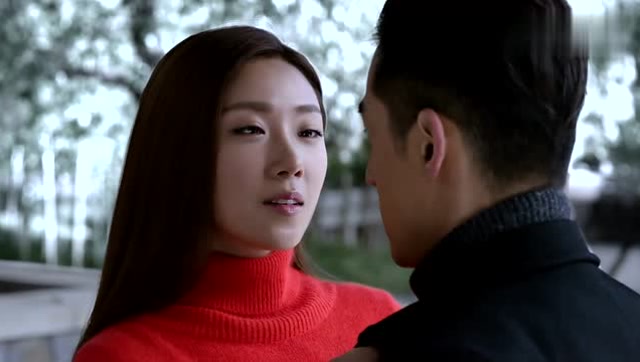 《猎场》大结局前篇,老胡撩伊人,在大雪中被强吻!