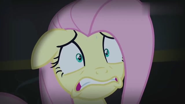 《小马宝莉》梦魇之夜,紫悦的城堡变成了"鬼屋"