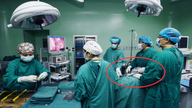 有哪些手术是需要患者"全部坦露"的?小护士不小心说漏嘴,太尴尬!