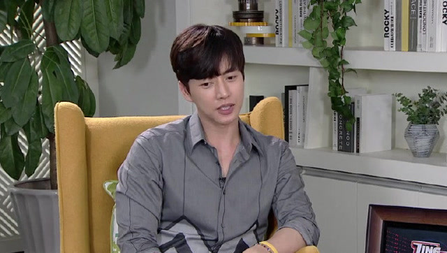 娱乐资讯:朴海镇专访自爆家境不好,出道前生活凄惨,身兼数职养家!