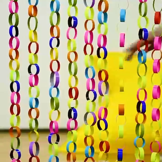 手工达人秀 做做纸环窗帘玩玩