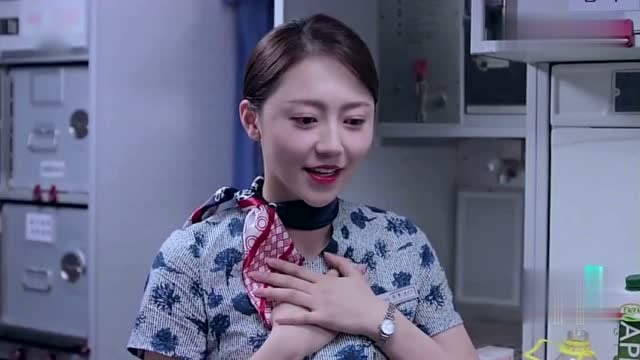 逆流而上的你:空姐霸气戳穿虚荣女的真相,小伙听蒙啦