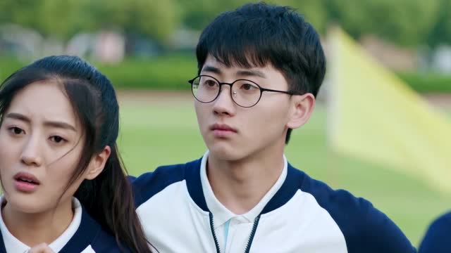 陈小希要逃课见父亲,陆杨帮忙拦老师,老师我怕狗!