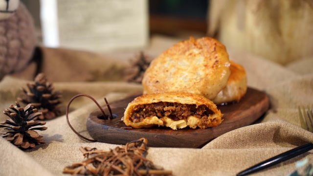 牛肉酥饼要香酥满肉的才过瘾!