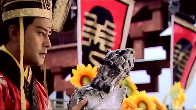 景天得知自己真实身份,原来是当年姜国的龙阳太子,身份瞬间高大上