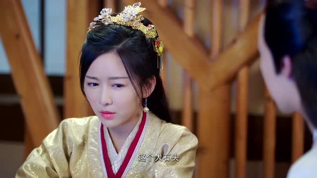 《医妃难求》西风看望纤云得知真相 你是不是脑壳被门夹了!