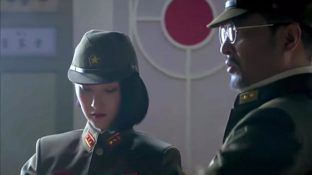 狐影:美叶子报告田中隆狐决死队建制完毕,间谍已潜入重庆