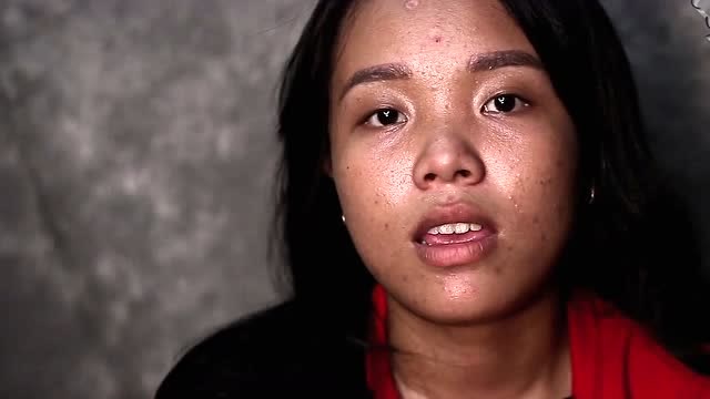 农村丑妹子大变身,化完妆后,又漂亮又有气质