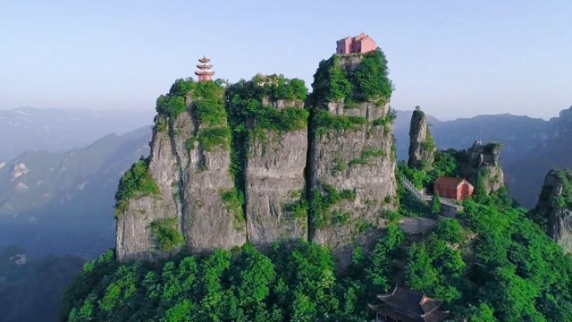 宜昌长阳天柱山