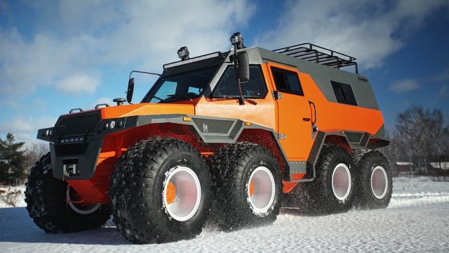 史上超霸气的越野车,8个轮子征服一切道路,还能在水上行驶