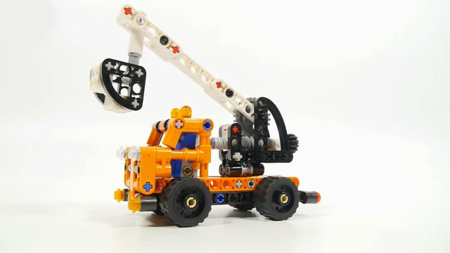 乐高科技机械系列42088,车载式吊车搭建演示