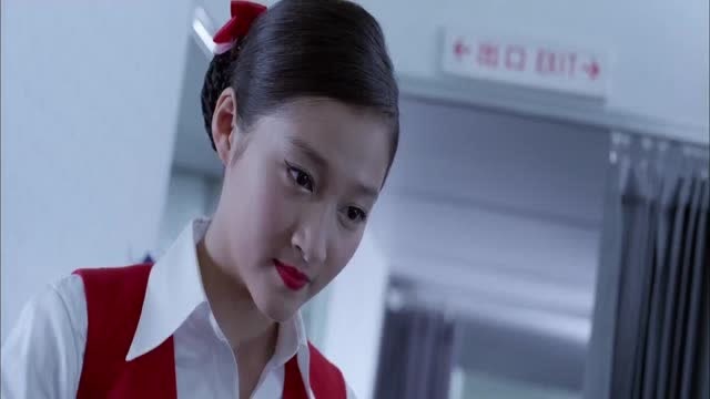 浪漫天降:沙沙在飞机上对旅客没耐心,火爆脾气都快要发出来了