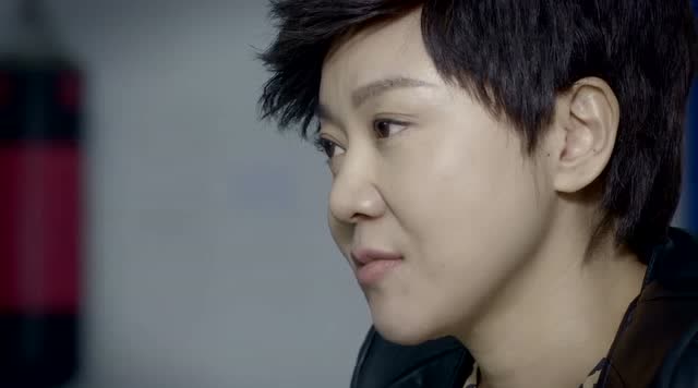 爱的追踪:张国立闫妮拼演技,气氛瞬间紧绷起来,这段太精彩!