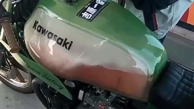 全透明油箱的摩托还是第一次见,这样的车还需要油表么?