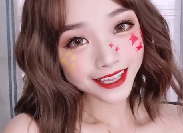 壮我中国国旗,这样的妆容你喜欢吗?一定是最好看的妆