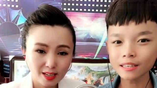 郭旺媳妇和儿子共同演唱二人转,真不愧是二人转之家