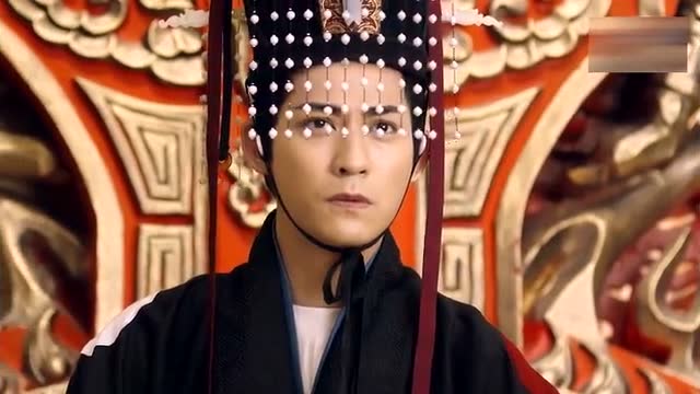 狐族三姐妹御前献舞使劲浑身解数,但皇上独爱呆萌的飞鸾!