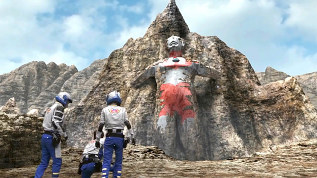 唯一被封入岩石的奥特曼真正的雷奥尼克斯战斗太震撼了