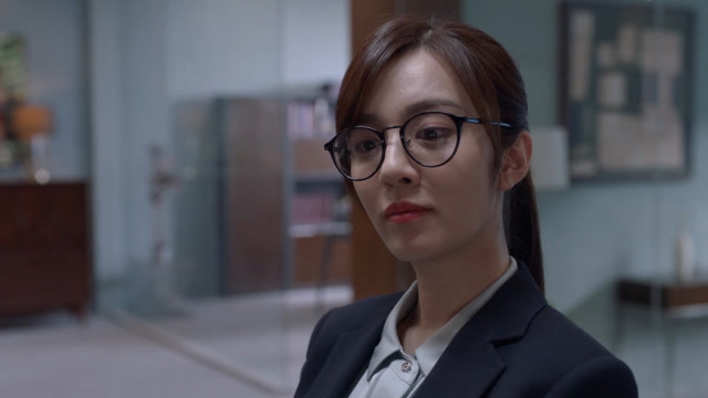 精英律师何赛蓝兰工作生活这难道不是世界上的另一个自己