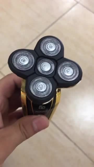 刚买的陀螺拍剃须刀